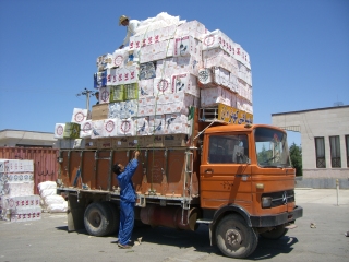 貨物トラック in トルクメニスタン