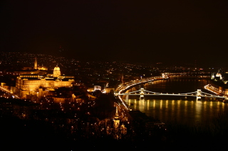 ブダペストの夜景・ブダ側