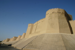 イチャン・カラの城壁 in ヒヴァ